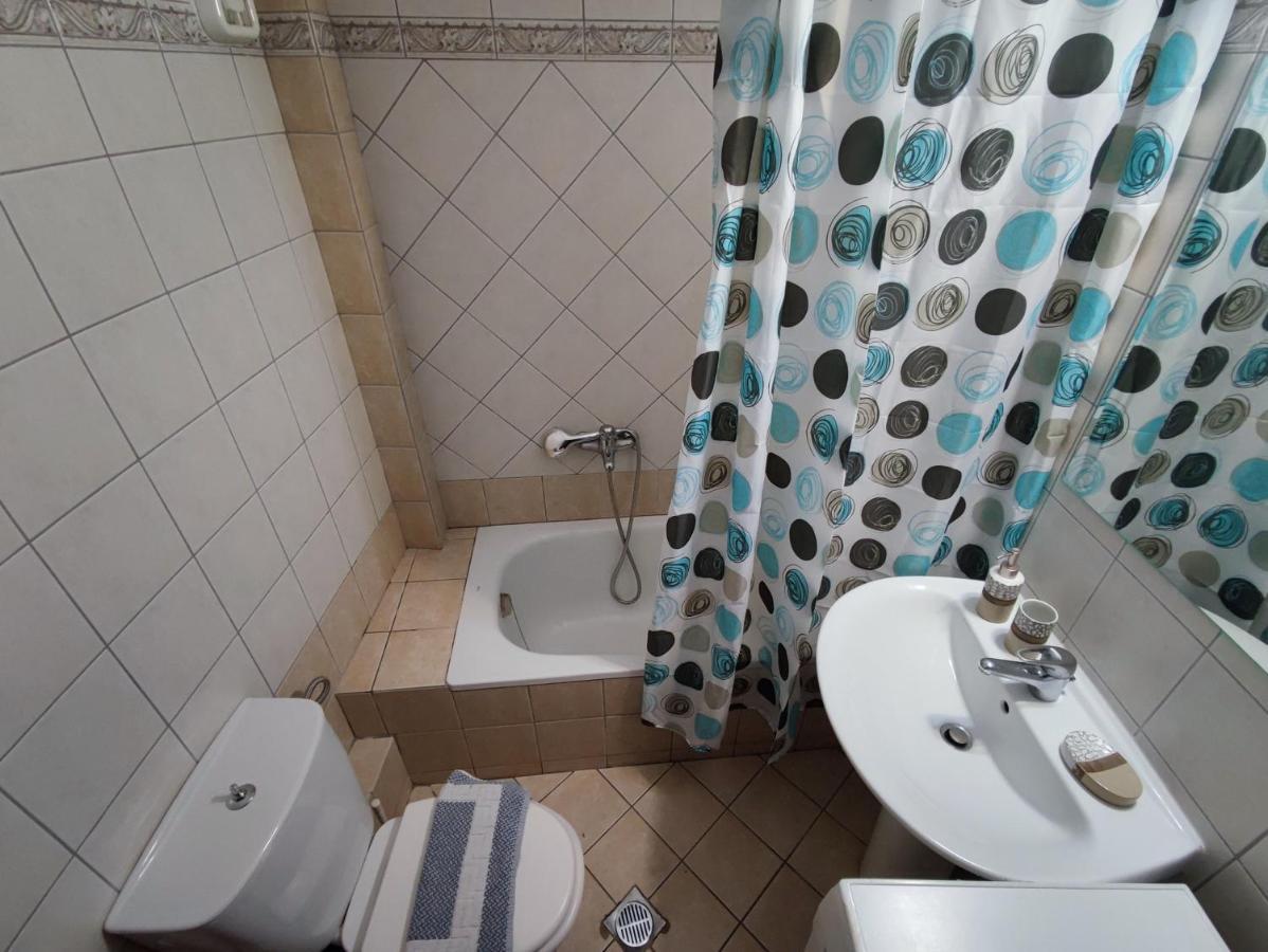 Constanteli Apartment カヴァラ エクステリア 写真